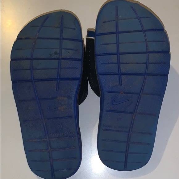 mens nike slides memory foam